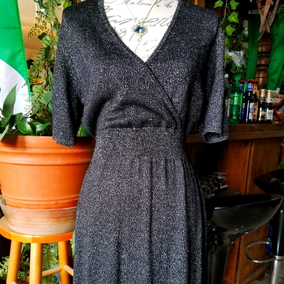 Liz Claiborne Dresses & Skirts - Liz Claiborne women's dress Size Large